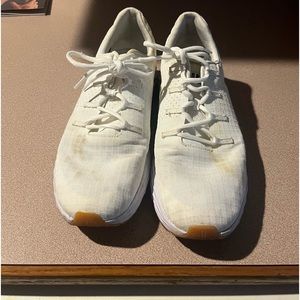 Nobull ripstop runners size 9.5
